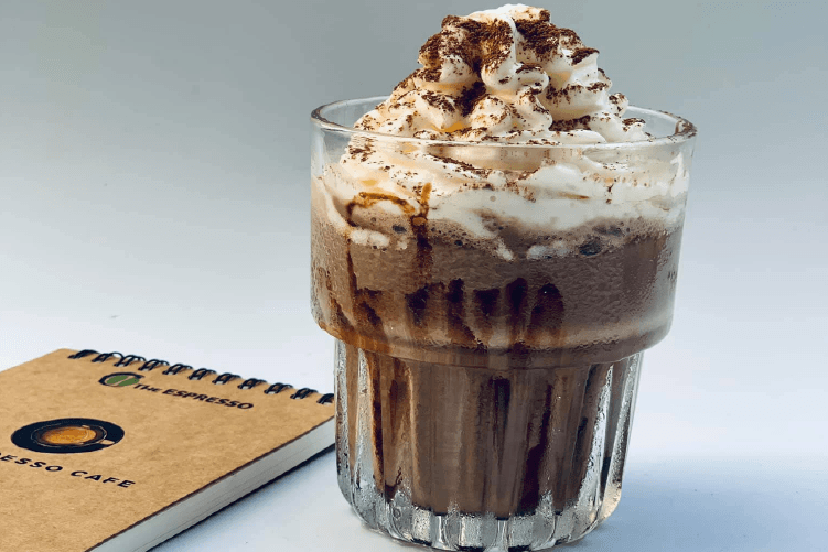 Cà phê đá xay là thức uống cực hot tại Espresso Cafe